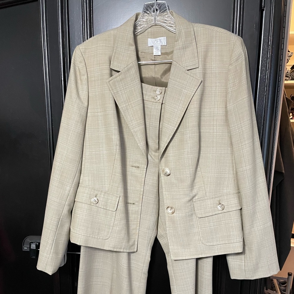 Loft pantsuit size 10p
